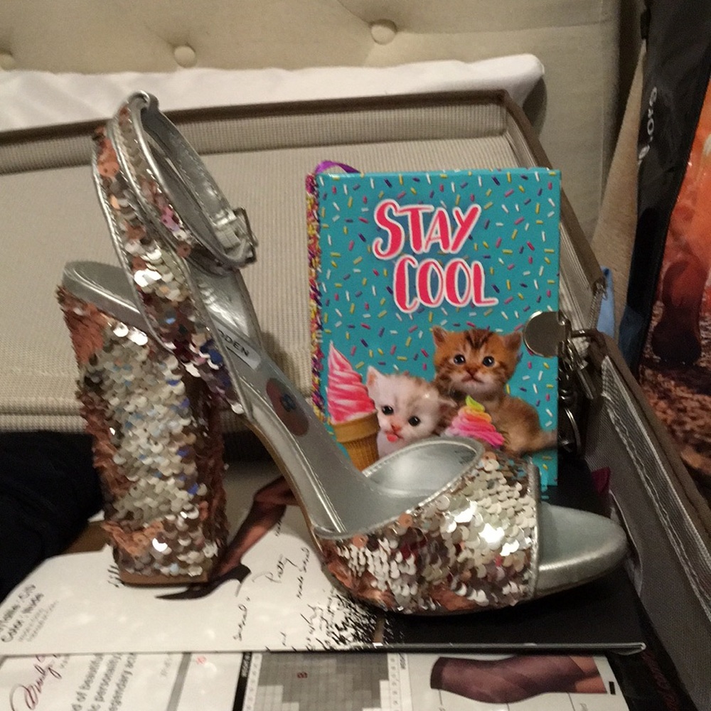 Sequin flipping silver and gold sandals